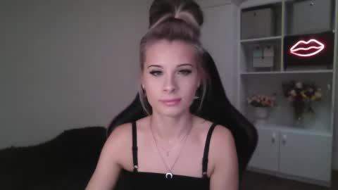 KristineAmore online show from October 13, 2:09 pm