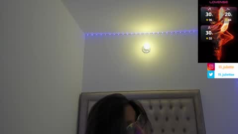 Juliette online show from January 3, 9:36 pm