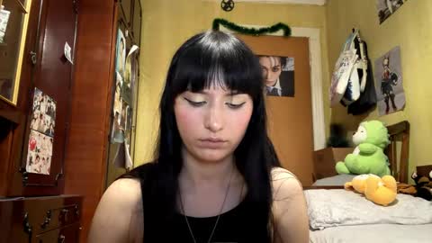 Mira online show from April 16, 9:03 pm