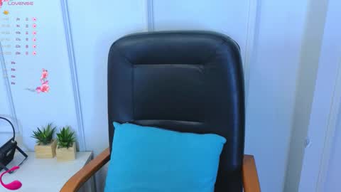 Ren online show from October 14, 1:46 pm