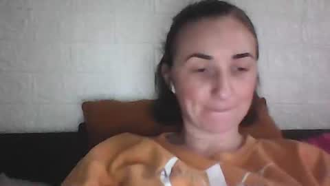 kusia032132 online show from December 4, 7:21 am