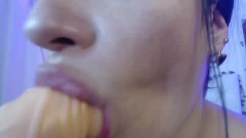 Sara online show from October 30, 10:55 pm