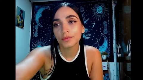 Snapshot of kylie_capricorn chatting on October 22, 12:15 am kylie online show from October 22, 12:15 am