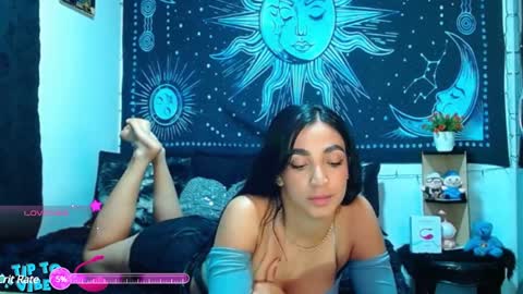 Snapshot of kylie_capricorn chatting on January 8, 9:01 pm kylie online show from January 8, 9:01 pm