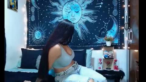 kylie online show from March 11, 11:51 pm