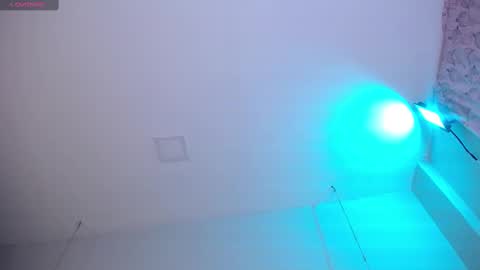 Snapshot of kylie_ls chatting on January 14, 12:24 pm kylie_ls online show from January 14, 12:24 pm