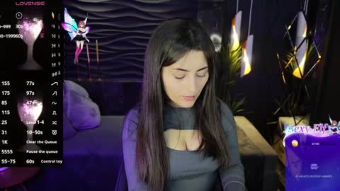 Snapshot of kylie_mellow chatting on January 10, 5:37 am Kylie online show from January 10, 5:37 am