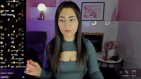 Snapshot of kylie_mellow chatting on January 12, 5:24 am Kylie online show from January 12, 5:24 am