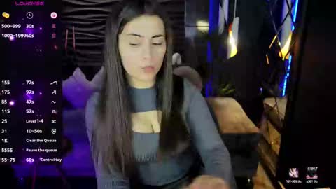 Snapshot of kylie_mellow chatting on February 23, 1:56 pm Kylie online show from February 23, 1:56 pm