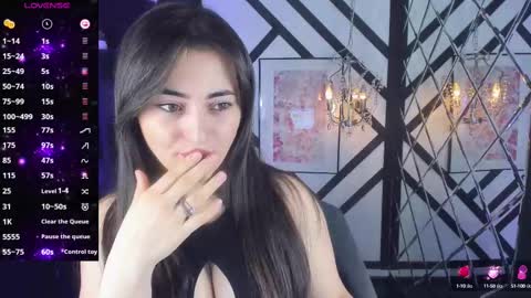 Snapshot of kylie_mellow chatting on March 12, 6:29 am Kylie online show from March 12, 6:29 am