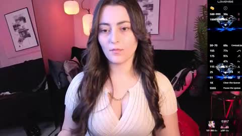Snapshot of kylie_mellow chatting on October 14, 1:46 pm Kylie online show from October 14, 1:46 pm