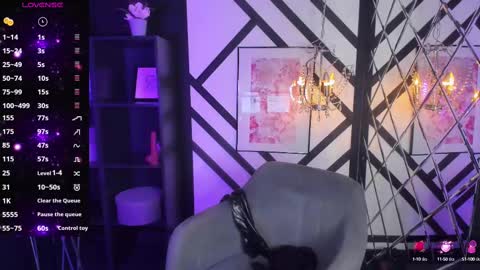 Snapshot of kylie_mellow chatting on March 11, 5:46 am Kylie online show from March 11, 5:46 am