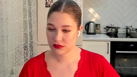 Snapshot of kylieblond chatting on January 12, 8:25 pm Din online show from January 12, 8:25 pm