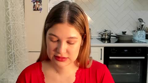 Snapshot of kylieblond chatting on February 4, 2:21 pm Din online show from February 4, 2:21 pm