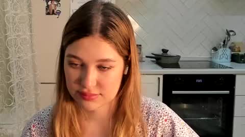 Snapshot of kylieblond chatting on February 9, 8:24 pm Din online show from February 9, 8:24 pm