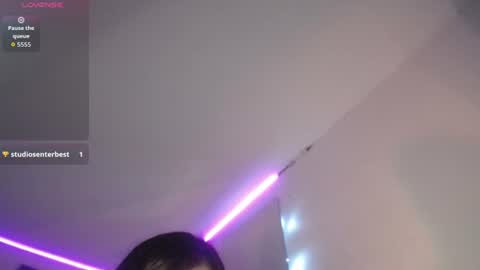 kylievoosx online show from July 16, 12:15 am
