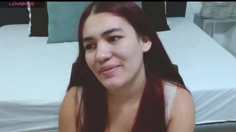 Snapshot of kyliiebaker chatting on October 15, 10:40 am Kylie online show from October 15, 10:40 am