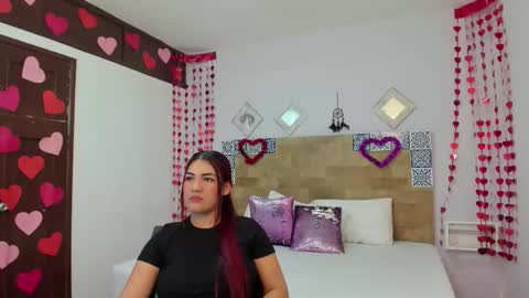 Kylie online show from February 13, 11:12 am