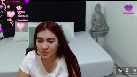 Snapshot of kyliiebaker chatting on October 12, 11:23 am Kylie online show from October 12, 11:23 am