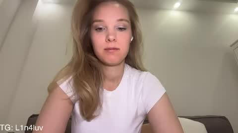 lina online show from May 28, 6:06 pm