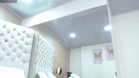 la crespa x online show from September 24, 12:37 pm