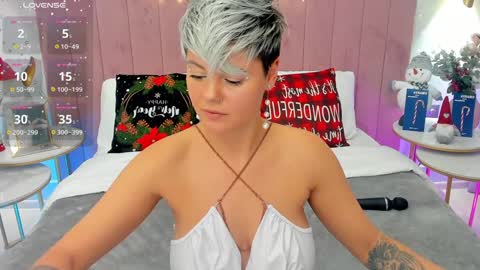 Snapshot of lady_alibi chatting on January 4, 12:16 pm AliCooper online show from January 4, 12:16 pm