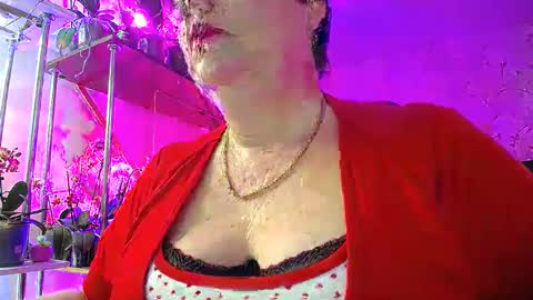 Snapshot of lady_gloria chatting on March 12, 12:04 pm Lady Gloria online show from March 12, 12:04 pm