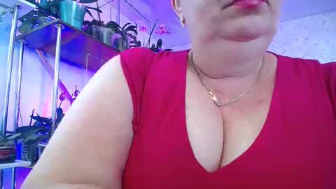 Snapshot of lady_gloria chatting on September 19, 10:36 am Lady Gloria online show from September 19, 10:36 am