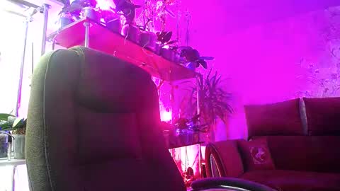 Snapshot of lady_gloria chatting on February 5, 5:09 am Lady Gloria online show from February 5, 5:09 am