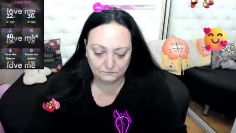 lady lauren online show from February 15, 6:12 am