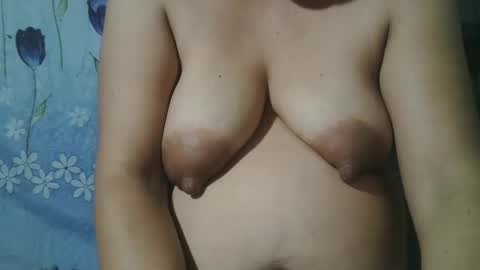 lady_love063 online show from March 3, 10:18 pm