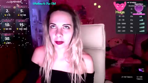 lady_smile69 online show from March 11, 4:42 pm