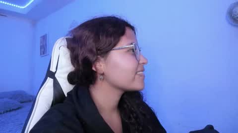 Snapshot of ladybrown_16 chatting on October 1, 2:49 am Lady online show from October 1, 2:49 am