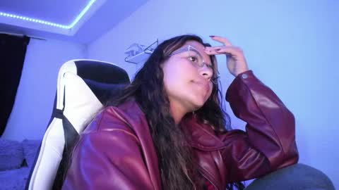  Lady  online show from March 2, 5:08 am