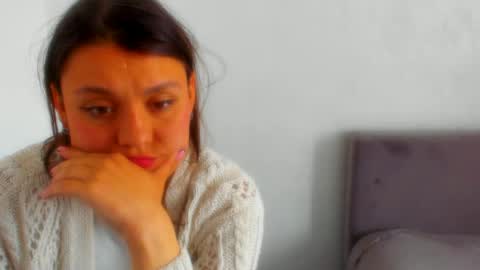 ladyclewinter online show from May 8, 9:45 am