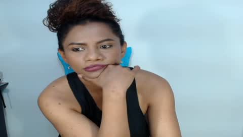 lady online show from April 11, 1:12 am