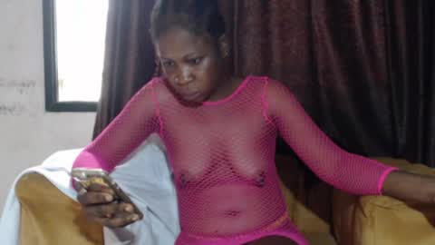 sexylila online show from April 25, 1:36 pm