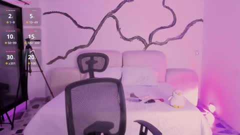 Lady  online show from March 12, 4:41 am