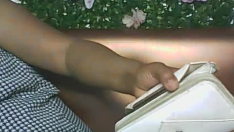 Snapshot of ladyxsnakes chatting on October 15, 10:40 am LadyXSnakes online show from October 15, 10:40 am