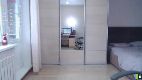 Snapshot of lana__nova chatting on October 15, 7:55 am Lana online show from October 15, 7:55 am