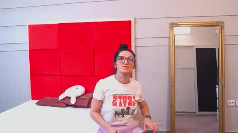 Snapshot of lana_banner chatting on October 1, 7:13 am LanaBanner online show from October 1, 7:13 am