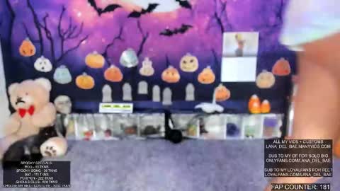 Lana Del Bae online show from October 31, 2:13 am
