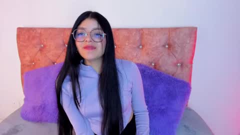 Snapshot of lana_dol chatting on February 17, 12:05 pm ... . . ... online show from February 17, 12:05 pm