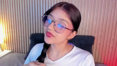 Snapshot of lana_dol chatting on October 18, 2:31 pm ... . . ... online show from October 18, 2:31 pm