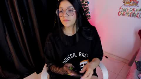 Snapshot of lana_dol chatting on January 3, 12:08 pm ... . . ... online show from January 3, 12:08 pm