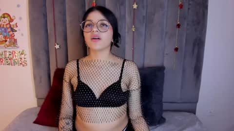 Snapshot of lana_dol chatting on December 26, 12:05 pm ... . . ... online show from December 26, 12:05 pm