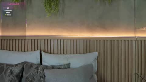 lana_lann online show from November 28, 11:46 am