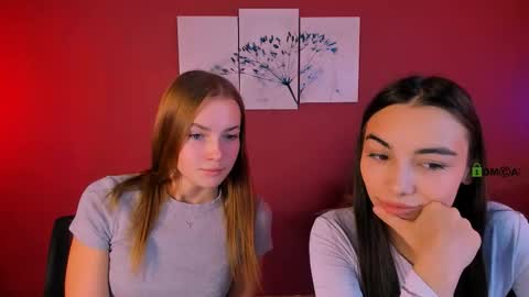 lana_shine_ online show from November 4, 9:47 am