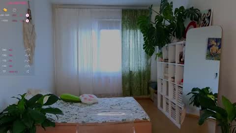 Snapshot of lana_sky chatting on October 19, 1:35 pm Lana online show from October 19, 1:35 pm
