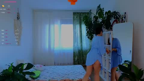 Snapshot of lana_sky chatting on October 18, 1:25 pm Lana online show from October 18, 1:25 pm
